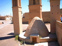 احداث ۱۵ جایگاه برداشت آب در گناباد تا پایان سال