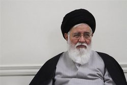 نگذاریم غدیر در غربت برگزار شود