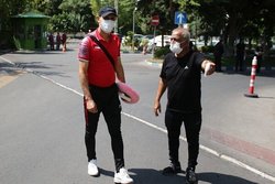 پرسپولیس با دو دستگاه اتوبوس راهی مازندران شد