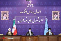 رسانه‌ها جریان تحریف را افشا کنند
