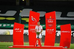 حسینی: قهرمانی تمام شد اما کارمان تمام نشده است