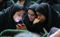 از اعتیاد به فضای مجازی تا شیفتگی نسبت به لایک‌های کاربران
