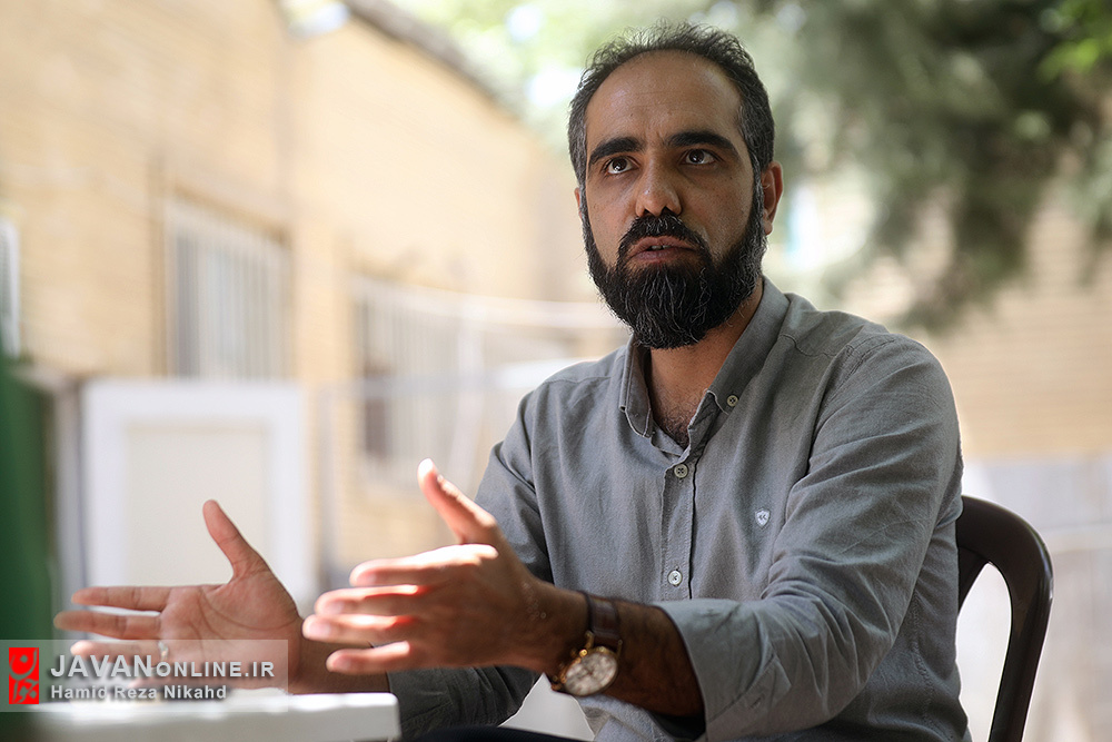 رضا غلامحسیننژاد تهیهکننده برنامه تلويزيوني «بدون توقف» خط قرمزهایی که پخش زندهاش نشدنی است!