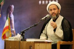 باید به دنبال الگوی «انسان گرانبها» باشیم