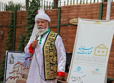 پیشینه کشورمان را باید به نسل جدید منتقل کنیم