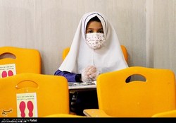 ۱۵ شهریور فقط دانش‌آموزان کلاس اول و دوم به مدرسه می‌روند