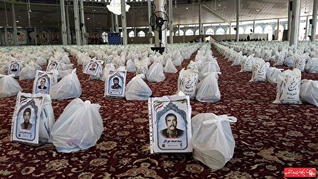 بیش از ۲ هزار سبد کالا در خمین توزیع شد