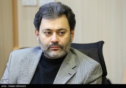 واکنش کارگردان معمای شاه به اهانت نشریه فرانسوی