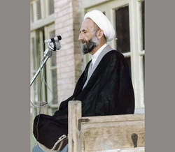 پژواک فریاد نواب نگرش و عمل او را متأثر کرد
