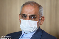 مدرسه تعطیل نیست، آموزش حضوری تعطیل شد