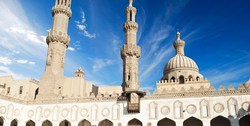 الأزهر: اظهارات ماکرون درباره اسلام «نژادپرستانه» است