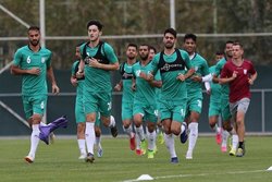 زمان حضور چهار لژیونر و اضافه شدن هافبک استقلال و پرسپولیسی‌ها