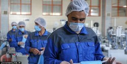 ماسک ۱۳۰۰ تومانی در داروخانه‌ها عرضه می‌شود