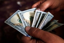 قیمت دلار به ۳۱۵۰۰ تومان رسید/ یورو ۳۷۲۰۰ تومان