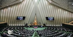 حمایت نمایندگان مجلس یازدهم از فرمانده سپاه