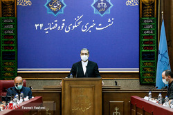 کاهش حبس تعزیری با بازنگری ۱۰۰ هزار پرونده
