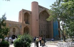 حریم بقعه شیخ شهاب‌الدین اهری آزادسازی می‌شود