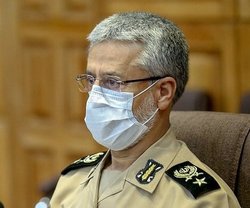 دریادار سیاری سالروز پدافند غیر عامل را تبریک گفت