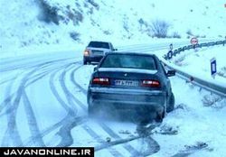 بارش برف در محور کرج - چالوس