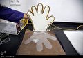 ساخت دستگاه تولید دستکش یکبار مصرف افتخار گروه جهادی ماست