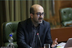 لغو محدودیت‌های کرونایی صحیح نیست