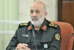 وزارت دفاع با۱۰۰دانشگاه ارتباط دارد/محققان درگیر سیاست‌زدگی نشوند