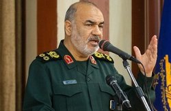 فرمانده سپاه: دشمنان آرزوی تسلط بر ما را به گور می‌برند