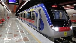 تشدید کنترل و الزام استفاده از ماسک در خطوط قطار شهری
