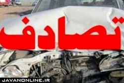 برخورد شدید پژو با پایه پل عابر پیاده