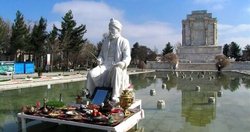سهم ۵۰ درصدی آرامگاه فردوسی در بازدیدهای نوروزی