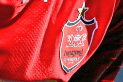 جزئیات انتقال «سه دانگ» ساختمان پرسپولیس/ مسئولان بی‌خبر بودند!