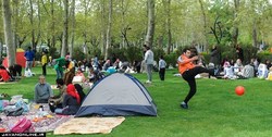 طبرسی: با محدویت‌های نیم بند نمی‌توان شرایط را کنترل کرد