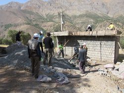 خدمات عمرانی و آموزشی گروه جهادی شهید حججی در روستا‌های کاشان
