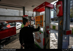 اختصاص سهمیه ۲۰ لیتری بنزین به هر کد ملی در جزایر قشم و کیش