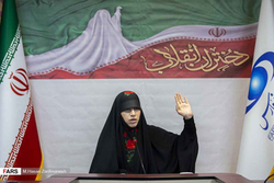 دختران انقلاب مدافعان حریم حضرت زینب‌اند