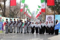 سرپرست گروه سرود «ابن الرضا» قزوین خبر داد؛
اجرای خیابانی سرودهای انقلابی در ایام الله دهه فجر