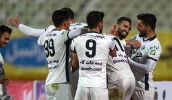 استقلال پیکان را هم از رده خارج کرد