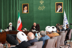 جشن‌های ملی در تهران باید با خیزش مردمی باشد