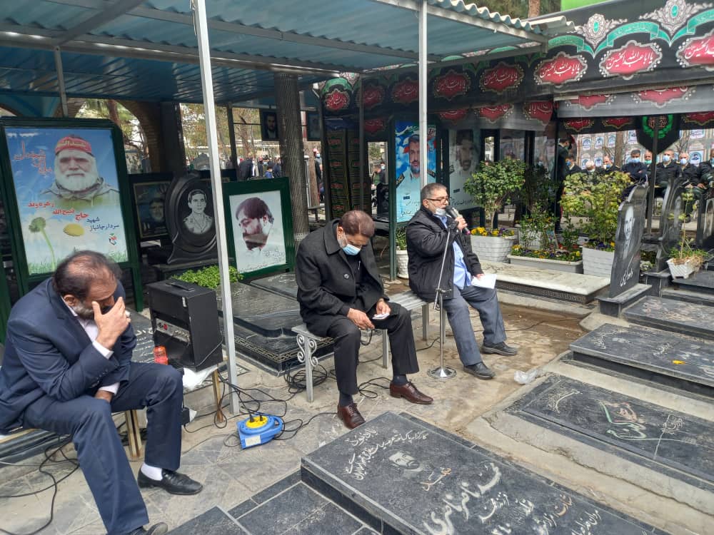 برگزاری مراسم عبارروبی مزار شهدا با حضور ورزشکاران ورزشکاران