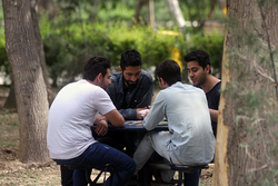 افتان و خیزان جوانان در شورای عالی