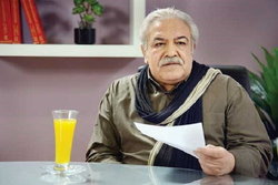 تلویزیون باید به حال ضعف نویسندگی فکری بکند