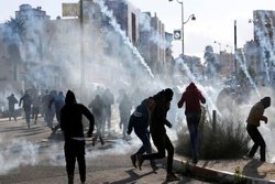 نظامیان صهیونیست دهها فلسطینی را زخمی کردند