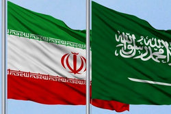 چراغ سبز سعودی‌ها برای گذر از مناقشه فوتبالی/ پایان بازی در زمین بی‌طرف؟