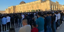 ۱۰۰ هزار فلسطینی نماز عید فطر را به جا آوردند