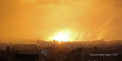 نوار غزه زیر بمباران ۱۶۰ جنگنده اسرائیلی/ شلیک ۲۰۰۰ موشک و راکت به صهیونیست‌ها