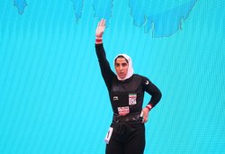 وزنه برداری قهرمانی آسیا/ الهام حسینی شانس کسب برنز یک ضرب را از دست داد