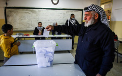 عباس انتخابات قدس را به تعویق می‌اندازد