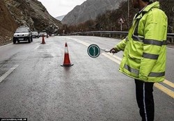 انسداد جاده هراز در هر دو مسیر رفت و برگشت ادامه دارد