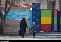 تداوم ثبت نام حضوری در مدارس دولتی