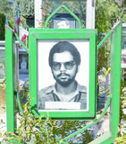 شاید قبر جهانگیر نباشد!